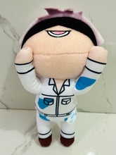 Cargar imagen en el visor de la galería, Jujutsu Kaisen - Gojou Satoru - GRAFFITI X BATTLE - Nesoberi Nuigurumi Plush - Prize G