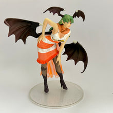 Cargar imagen en el visor de la galería, Vampire: The Night Warriors - Morrigan Aensland - Capcom Companion Characters - Orange Ver.