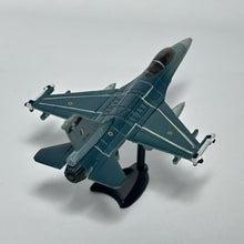 Load image into Gallery viewer, Lockheed F-16 Fighting Falcon - Trading Figure - Miniature (09)