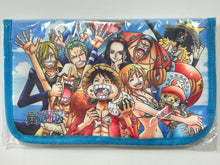Cargar imagen en el visor de la galería, One Piece Multi Case (Straw Hat Pirates ver.)