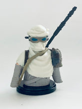 Cargar imagen en el visor de la galería, Star Wars Choco Egg Collection - Tradin Figures Set (12 PCS)