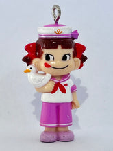 Cargar imagen en el visor de la galería, Mini Mini Peko-chan Everyone's Dream - Figure Keyholder