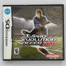 Cargar imagen en el visor de la galería, Winning Eleven: Pro Evolution Soccer 2007 - Nintendo DS / DSLite DSi XL - NTSC - Box & Manual (NTR-AWEE-USA)