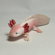 Cargar imagen en el visor de la galería, Axolotl - Trading Figure - Miniature - 96 P44A