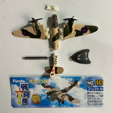 Cargar imagen en el visor de la galería, Bristol Blenheim Mk.IV - Trading Figure - Miniature (103)
