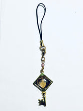 Cargar imagen en el visor de la galería, Attack on Titan - Sasha Blouse - Shingeki no Kyojin Anicap Strap