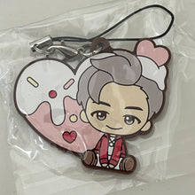 Cargar imagen en el visor de la galería, TinyTan - RM - Rubber Charm - BTS