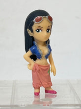 Cargar imagen en el visor de la galería, One Piece Trading Figures - Mini Figure