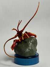 Cargar imagen en el visor de la galería, Japanese Spiny Lobster - Figure - Bottle Cap