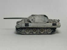 Cargar imagen en el visor de la galería, M10 Panther (without muzzle brake) - Miniature - WTM Tank - 1:144