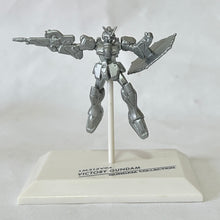 Cargar imagen en el visor de la galería, MSG - LM312V04 Victory Gundam - Trading Figure - Silver ver. (GA4)