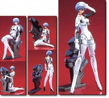 Cargar imagen en el visor de la galería, Shin Seiki Evangelion - Ayanami Rei - Action Figure Special Box