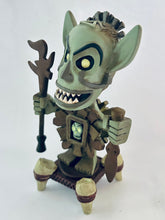 Load image into Gallery viewer, Tokyo DisneySea Tower of Terror - Shiriki Utundu - Bobblehead Doll