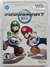 Cargar imagen en el visor de la galería, Mario Kart Wii - Nintendo Wii / Wii U - NTSC - Box & Manual (RVL-RMCE-USA)