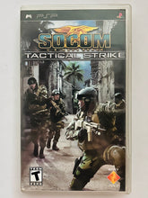 Cargar imagen en el visor de la galería, SOCOM: U.S. Navy SEALs Tactical Strike - PSP - PlayStation Portable - NTSC - Box & Manual (UCUS-98649)