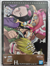 Cargar imagen en el visor de la galería, One Piece - Straw Hat Crew  - A4 Clear File Set (2-Piece Set)