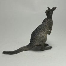 Load image into Gallery viewer, Red Kangaroo Family - Trading Figure - Miniature (15)