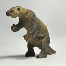 Cargar imagen en el visor de la galería, Megatherium - Trading Figure - Miniature (039)