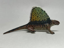 Load image into Gallery viewer, Dimetrodon - Trading Figure - Miniature (013b)