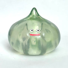 Cargar imagen en el visor de la galería, Dragon Quest Stacked Slime ~Collection Pack~ - Slimebehomazun / King Cureslime - Clear ver.