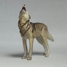 Cargar imagen en el visor de la galería, Wolf - Trading Figure - Miniature - K01 - A