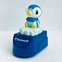 Load image into Gallery viewer, Pokémon Action Car Pullback - Pochama / Piplup