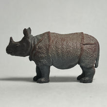 Load image into Gallery viewer, Indian Rhinoceros (Mother and Calf) - Trading Figure - Miniature (4)