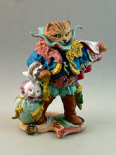 Load image into Gallery viewer, Puss in Boots - Mini Vignette - Trading Figure
