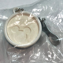 Cargar imagen en el visor de la galería, Disney Characters - Mickey Mouse - Ice Cream Mascot - Vanilla Flavor