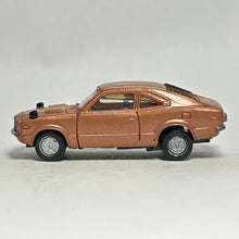 Load image into Gallery viewer, Mazda RX-3 (early model) Savanna GT - Trading Figure - Miniature (2)