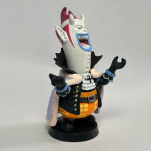 Cargar imagen en el visor de la galería, One Piece - Gecko Moria - Trading Figure - Shichibukai