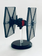 Cargar imagen en el visor de la galería, Star Wars Choco Egg Collection - Tradin Figures Set (12 PCS)