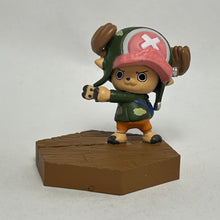 Cargar imagen en el visor de la galería, One Piece - Tony Tony Chopper - Desktop Figure