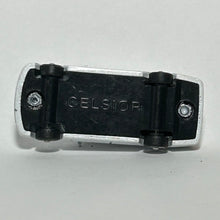 Load image into Gallery viewer, Toyota Celsior - Diecast Mini Car - White