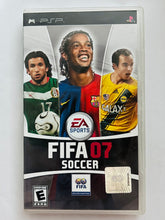 Cargar imagen en el visor de la galería, FIFA 07 Soccer - PSP - PlayStation Portable - NTSC - Box & Manual (ULUS-10112)