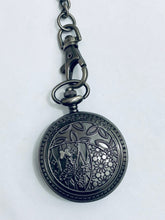 Cargar imagen en el visor de la galería, Kimetsu no Yaiba - Tsuyuri Kanao - Pocket Watch - Butterfly Mansion ver.