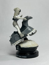 Cargar imagen en el visor de la galería, Dragon Ball Z - Bulma - Chess Piece - Rook - Monochrome ver.