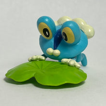 Cargar imagen en el visor de la galería, Pokémon - Froakie - Mini Figure