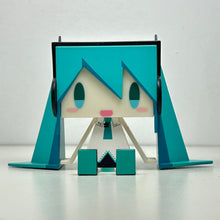 Load image into Gallery viewer, Vocaloid - Hatsune Miku - Graphig ++ - Lat. Type Version