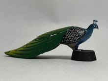 Cargar imagen en el visor de la galería, Indian peafowl - Trading Figure - Miniature (02)