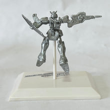 Cargar imagen en el visor de la galería, MSG - LM312V04 Victory Gundam - Trading Figure - Silver ver. (GA4)