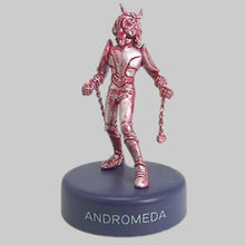 Cargar imagen en el visor de la galería, Saint Seiya - Andromeda Shun - Mini Figure Selection I. Goddess Saint - Gold ver.