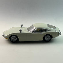 Load image into Gallery viewer, Toyota 2000GT MF10 Early Model (White) - Miniature - Trading Figure