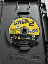 Cargar imagen en el visor de la galería, FIFA Street 2 - Nintendo GameCube / NGC - NTSC - CIB (DOL-GFYE-USA)