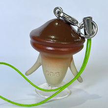 Load image into Gallery viewer, Osawari Tantei Nameko Saibai Kit - Nameko Modoki - Strap with Suction Cup