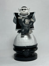Cargar imagen en el visor de la galería, Dragon Ball Z - King Kai & Bubbles - Chess Piece - Knight - Monochrome ver.