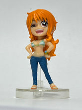 Cargar imagen en el visor de la galería, One Piece - Nami - Trading Figure