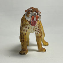 Cargar imagen en el visor de la galería, Smilodon - Trading Figure - Miniature (038)