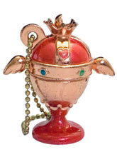 Cargar imagen en el visor de la galería, Sailor Moon - Rainbow Moon Chalice - Diecast Charm 2 ~Pink Antique ver.~