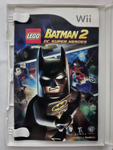 Cargar imagen en el visor de la galería, LEGO Batman 2: DC Super Heroes - Nintendo Wii / Wii U - NTSC - Box & Manual (RVL-S7AE-USA)